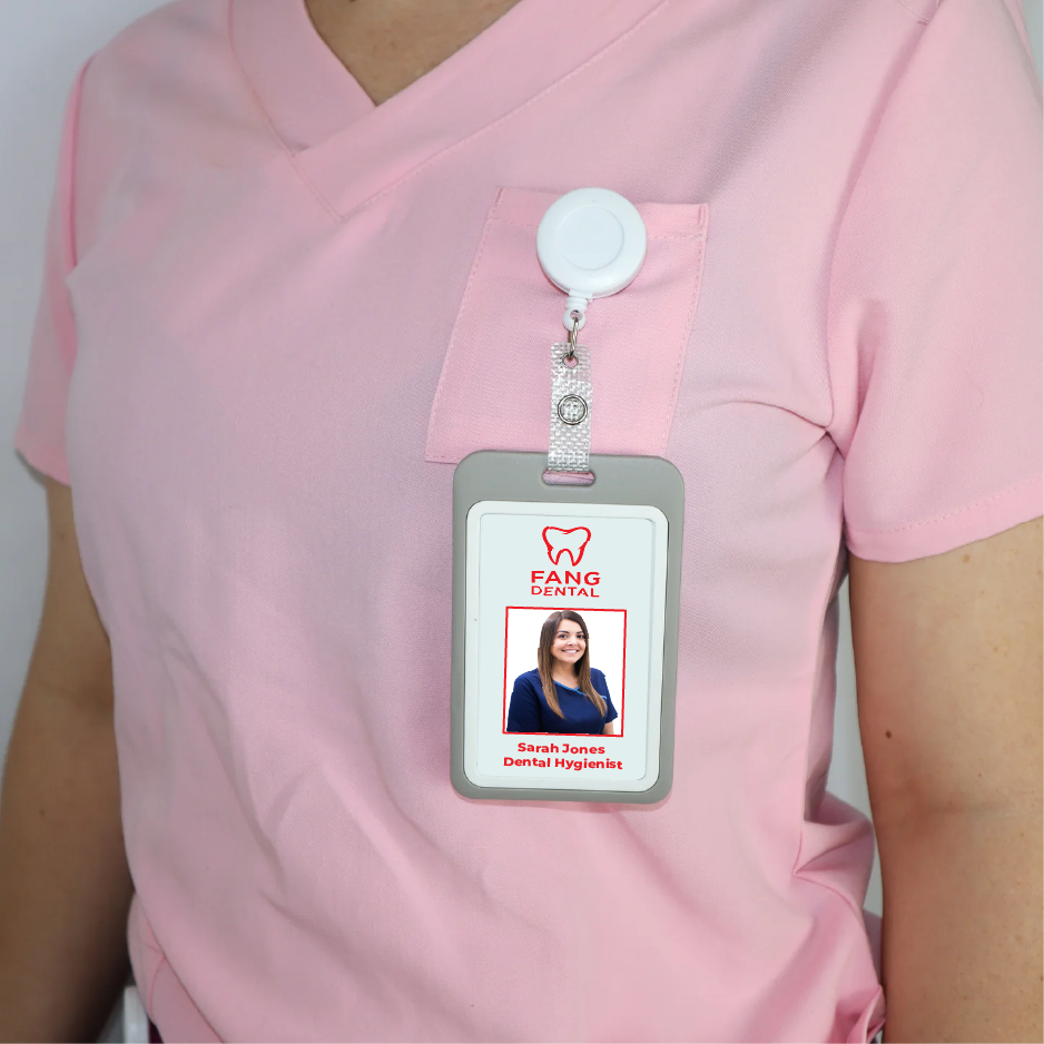 Name Tags vs Name Badges