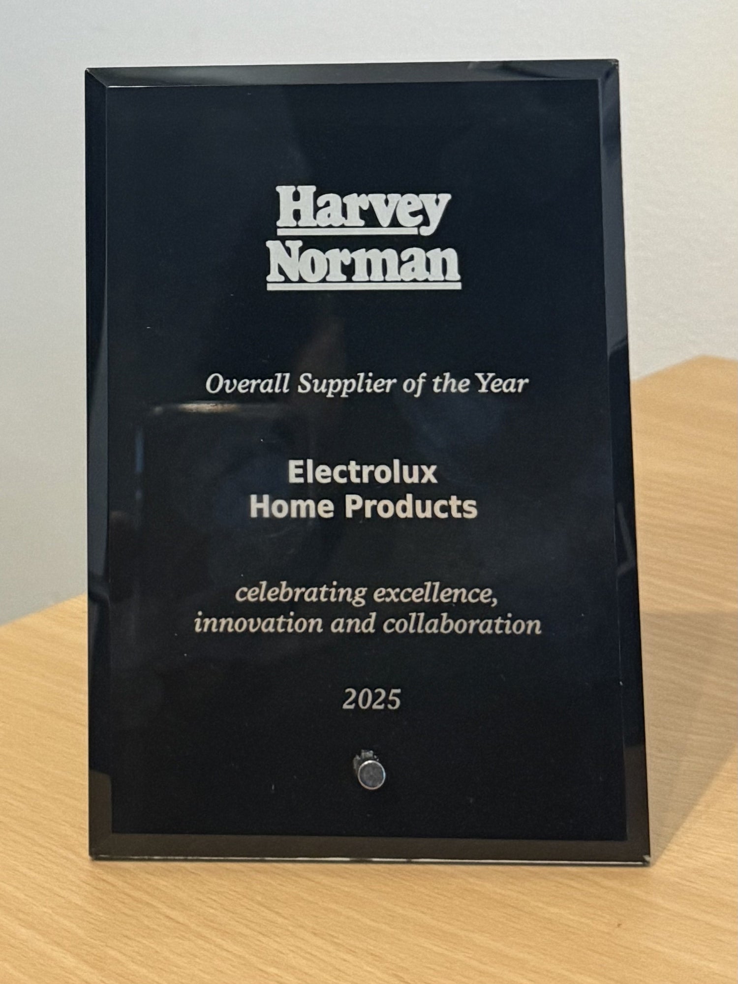 5 Common Ways Employees Can Earn Corporate Trophies