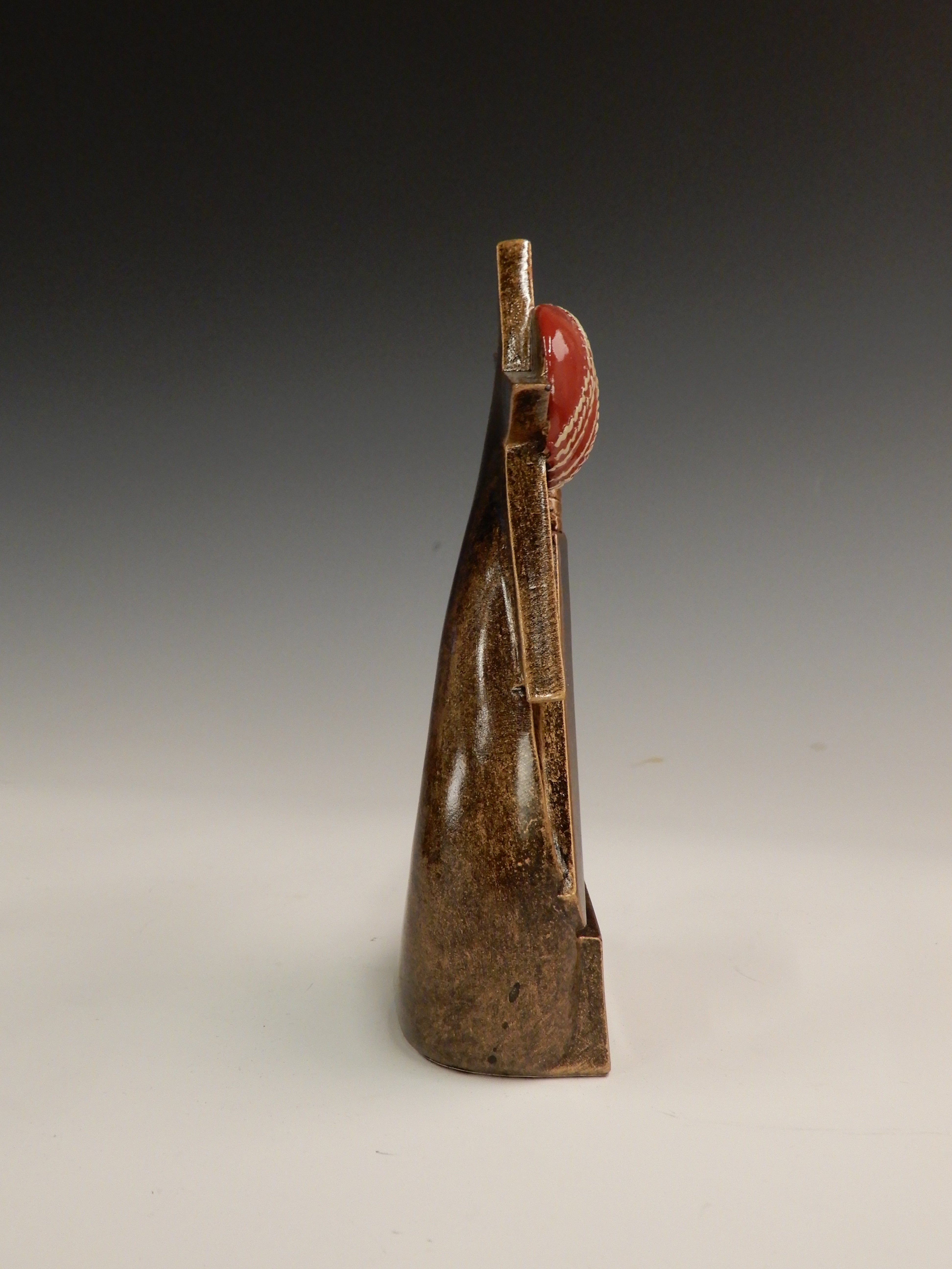 Award Cricket Ball and Bat on Star 145mm